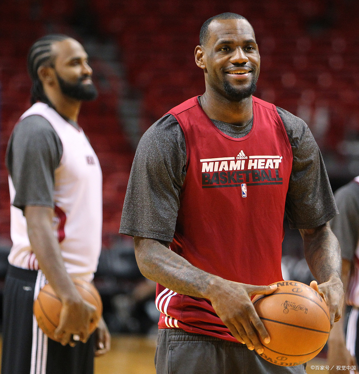 爱博体育-热火球员伤愈复出，球队士气高涨的简单介绍