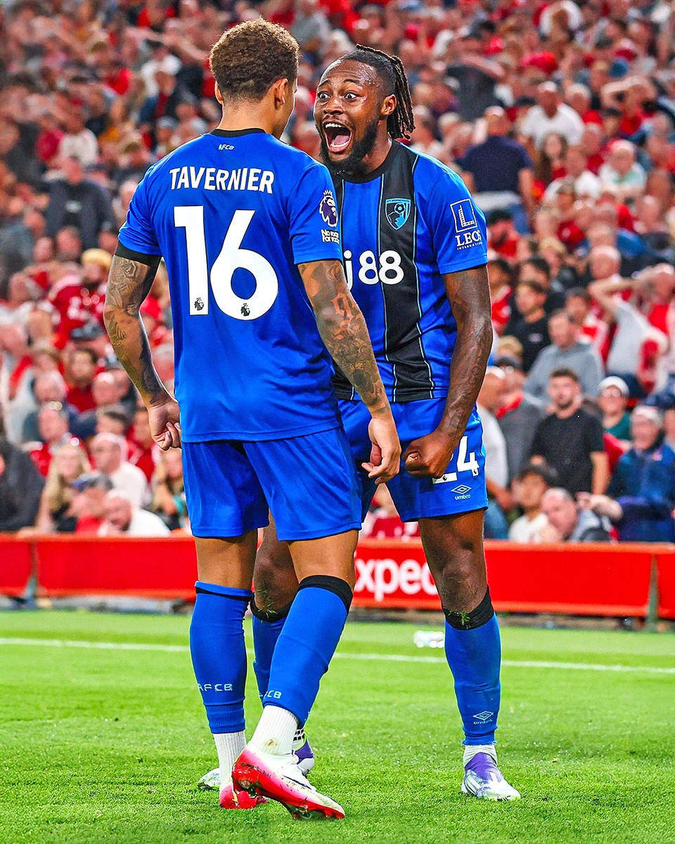 爱博体育-利物浦客场战胜伯恩茅斯，扩大英超积分领先优势(利物浦前瞻亟需终止英超主场6连败 有望跻身前四)